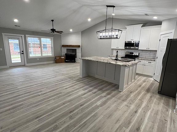 2nd image of 344 Hillside Dr
