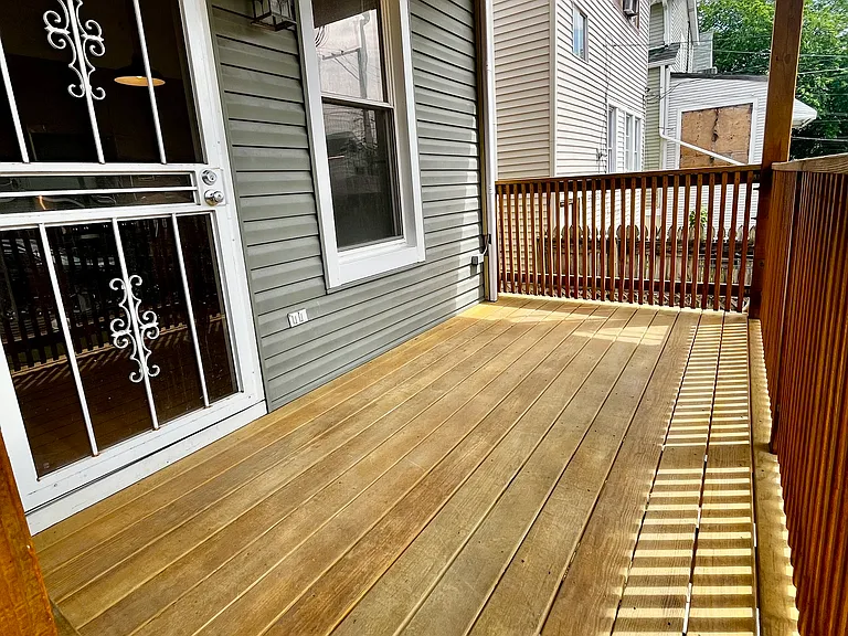 1652 N Avers Ave #1 — Photo 14