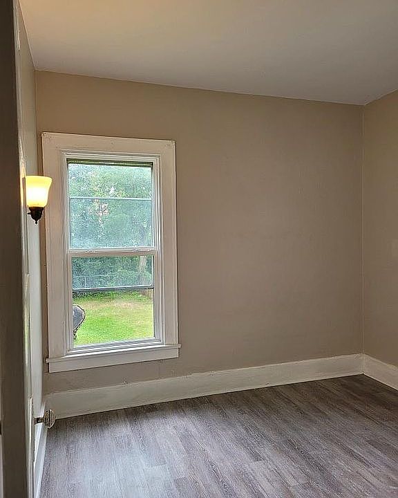 1st image of 36 Fairfield Ave