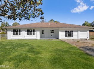 3505 Prescott Dr, Moss Point, MS 39562