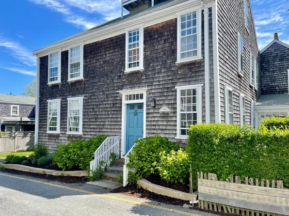 4 Traders Ln, Nantucket, MA 02554