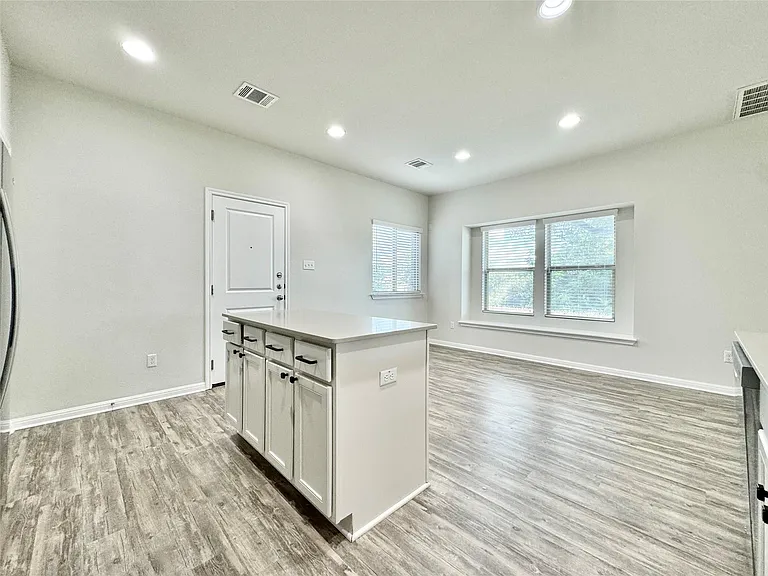1728 Cherokee Nation Trl — Photo 15