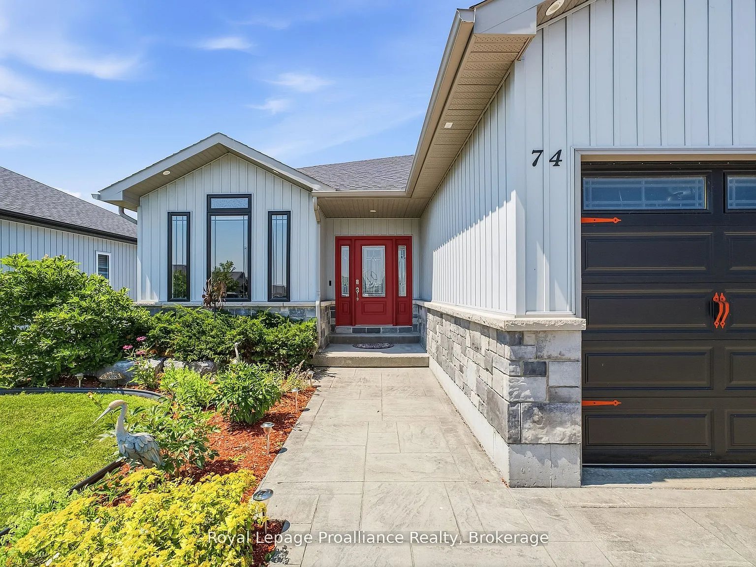 4 bed, $3,000 — Photo 3