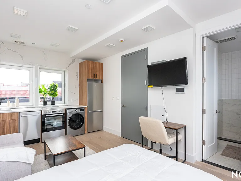 1236 Bedford Ave #5A — Photo 2