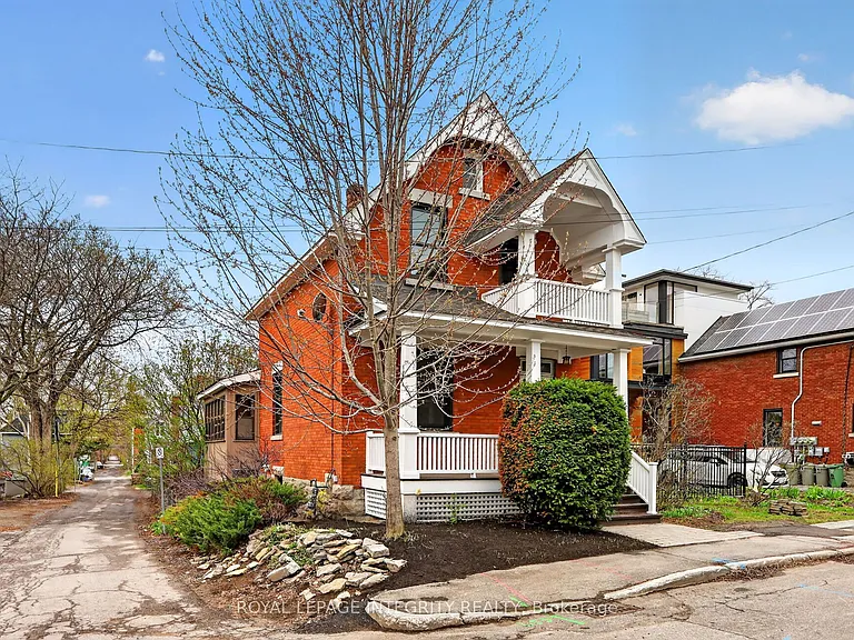 56 Grosvenor Ave — Photo 3
