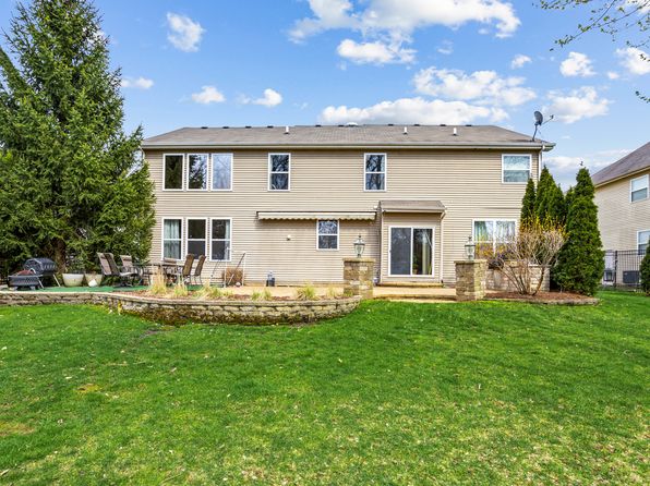 184 Primrose Ln, Bartlett, IL 60103