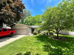 3480 Ardmore Dr, Troy, MI