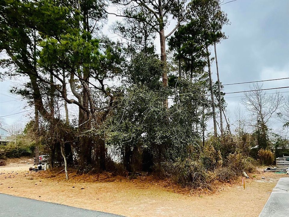 2nd image of 404 Sandpiper Dr Lot 44