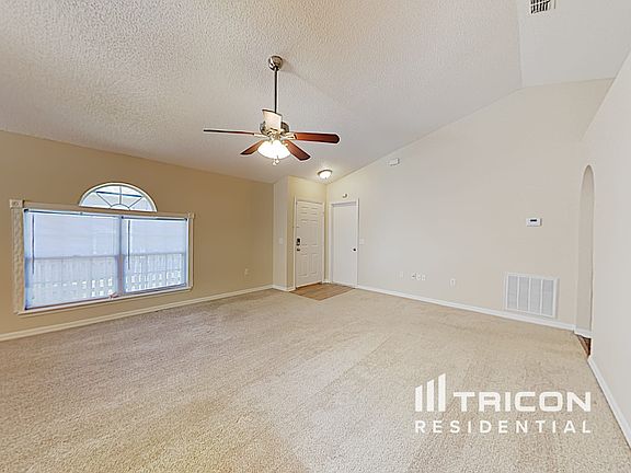 4th image of 1573 Slash Pine Ct
