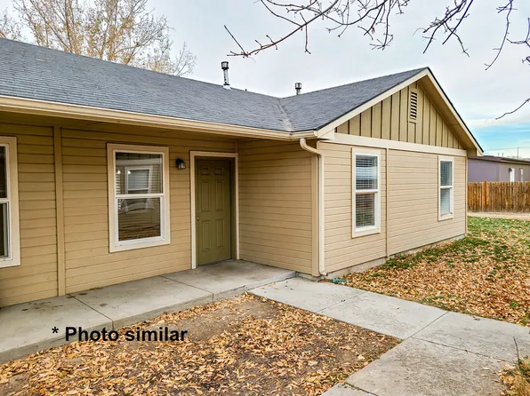 213 S Dewey Ave #A, Middleton, ID 83644