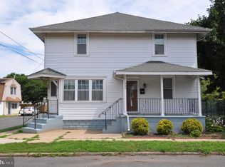 349 W 4th St, Florence, NJ 08518