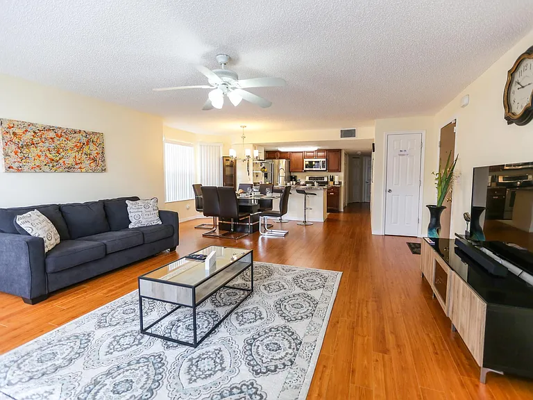 2489 Sweetwater Club Cir #81 — Photo 2