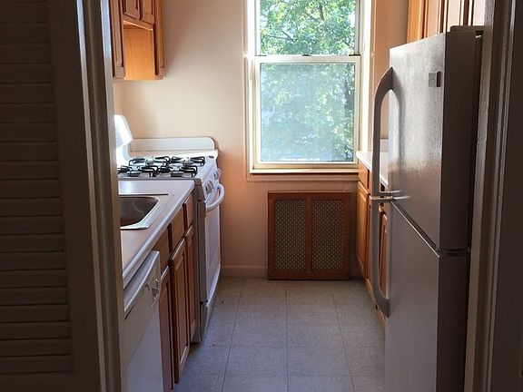 3rd image of 110-16 72nd Ave APT 602