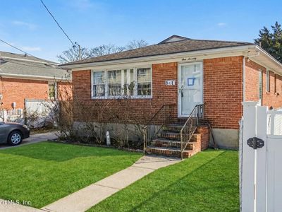 170 Finley Ave, Staten Island, NY, 10306