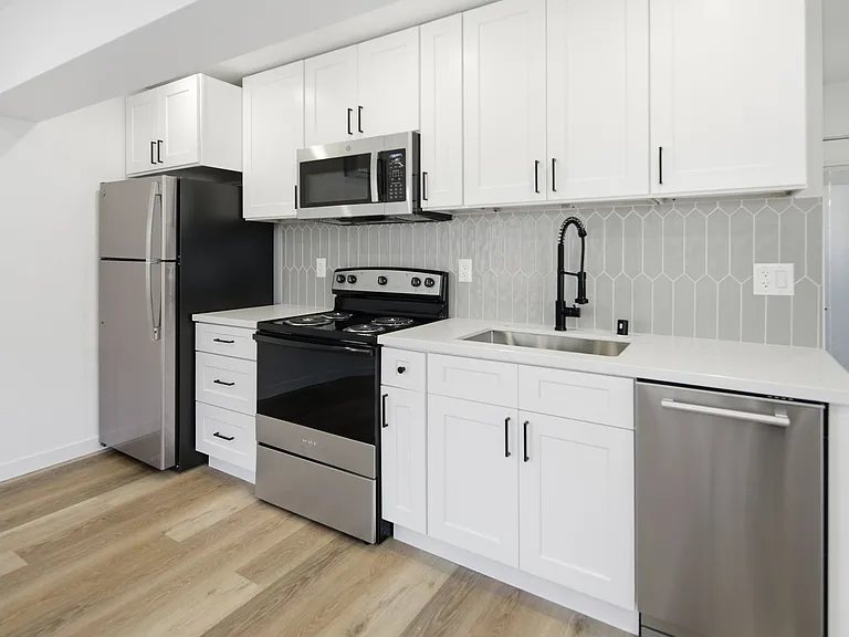 The Ranch: Newly Renovated One- and Two-Bedroom Apartment Homes in Normal Heights — Photo 24