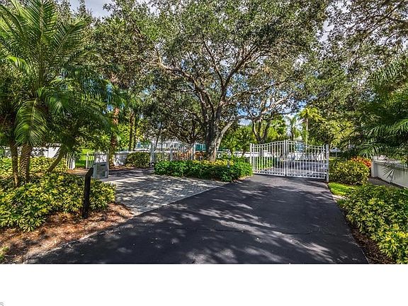 5th image of 8274 Twelve Oaks Cir APT 116