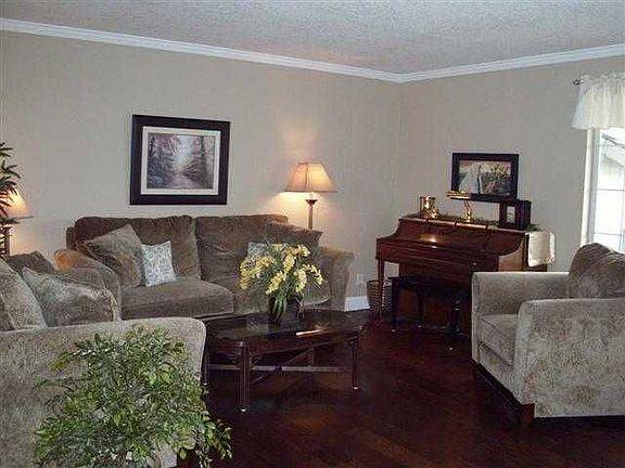 3rd image of 4404 W 6th Ave