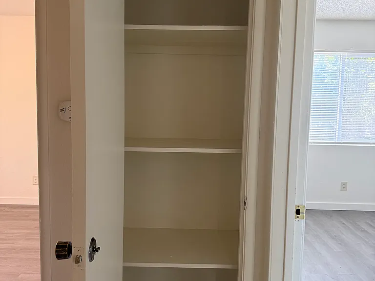 398 Alemar Way #4 — Photo 12