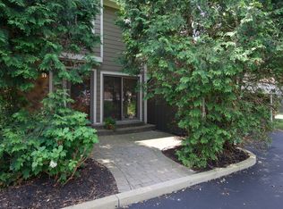 9936 Timbers Dr, Cincinnati, OH 45242
