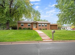1017 Sunkist Pkwy N, Brooklyn Park, MN 55444