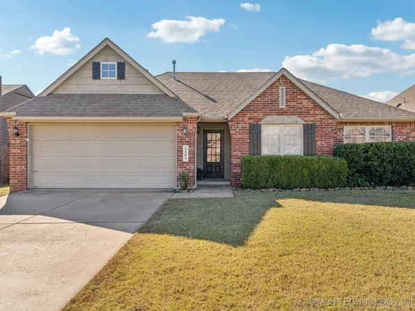 2401 W Pensacola St, Broken Arrow, OK 74011