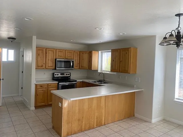 1297 S 1430 E — Photo 9