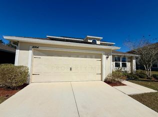 8704 Lake George Cir W, Macclenny, FL 32063