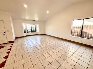 3228 N Hanover Ave, Fresno, CA