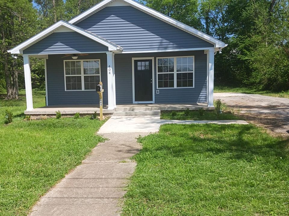 1st image of 404 N Railroad St