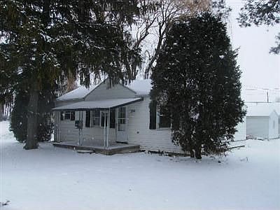 2nd image of 204 1st Ave
