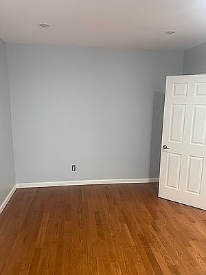 5th image of 543 E 21st St APT C2