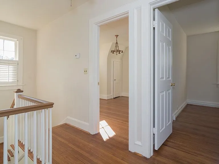 1224 Fairview Dr — Photo 9