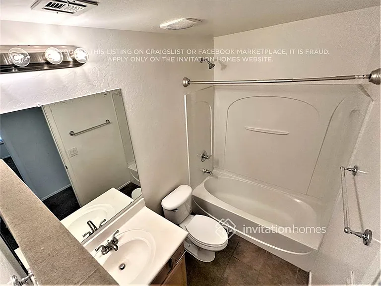 2246 E Bowker St — Photo 20