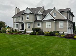 19 Kaitlin Dr, Mahopac, NY