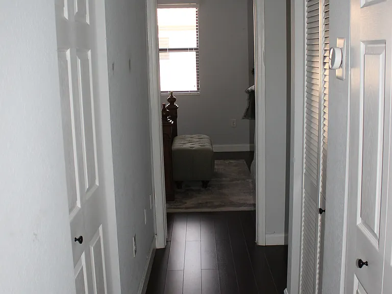 3211 SE 6th St — Photo 23