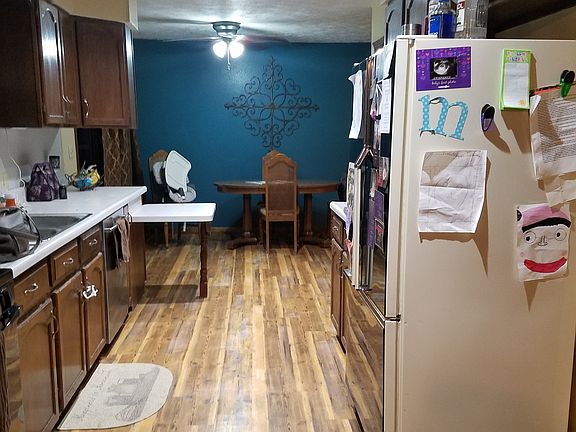 4th image of 603 S Boyer St