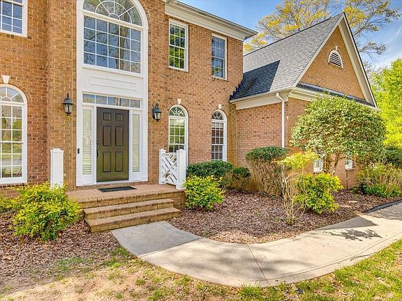 2nd image of 15803 Sparrowridge Ct