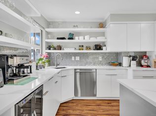 39 Riverside Ave APT 3B, Stamford, CT 06905