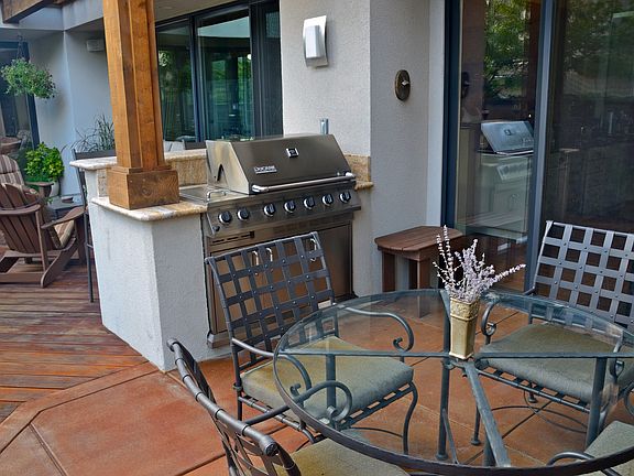 Patio 4