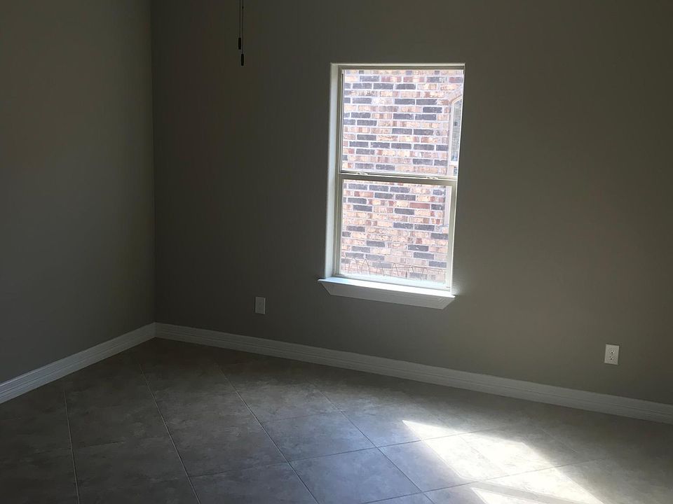 2nd image of 2511 Price St #A