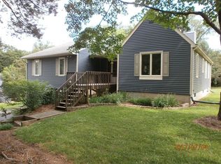 3 Hunts Mill Rd, Clinton, NJ 08809