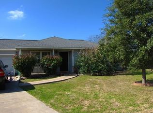 907 Debra Dr, Taylor, TX 76574