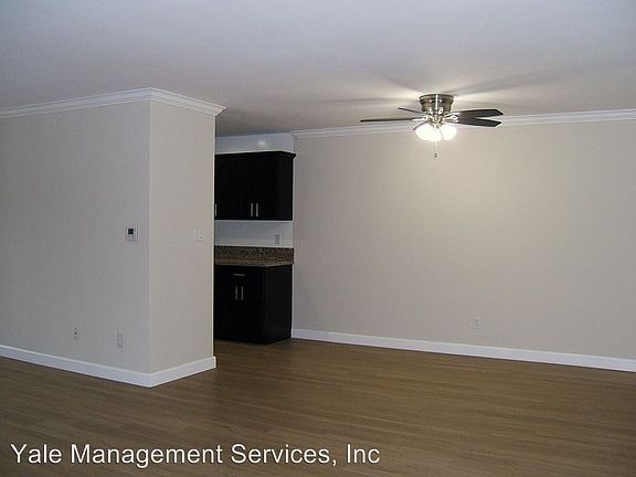 3rd image of 15651 Dickens St APT 108