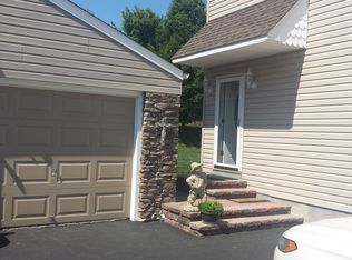 425 Somers Ave, Feasterville Trevose, PA 19053