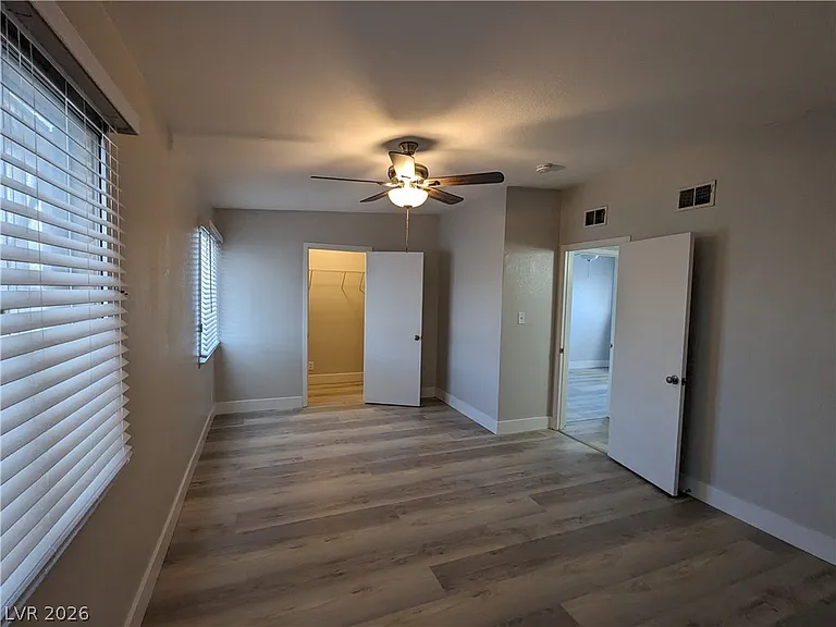 4379 Hilldale Ave — Photo 15