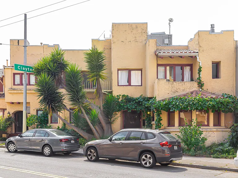 1077 Ashbury St — Photo 10