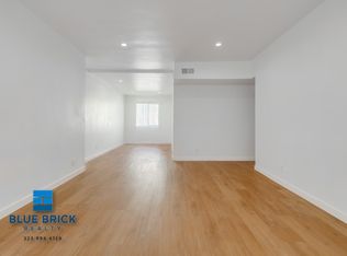 5320 Corteen Pl APT 18, Valley Village, CA 91607