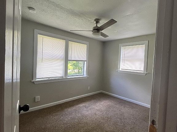 5th image of 905 N Owalla Ave