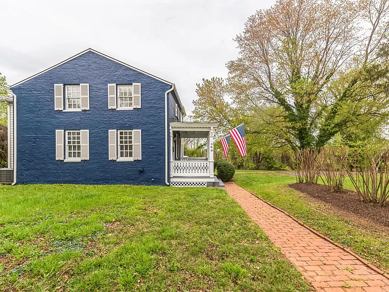 369 Falmouth St — Photo 3