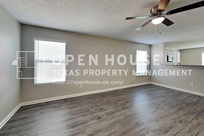 2505 Avalon Creek Way — Photo 5